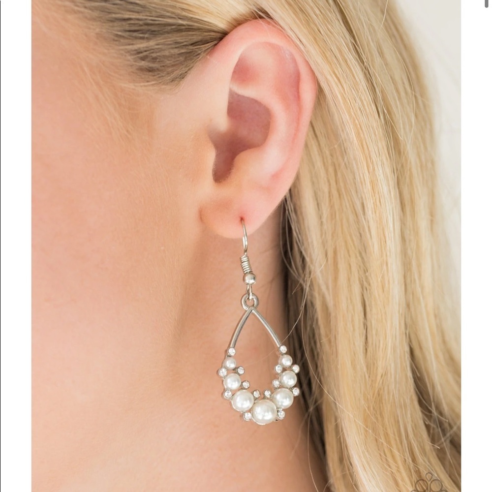 🆕 Fancy First Earrings NWT